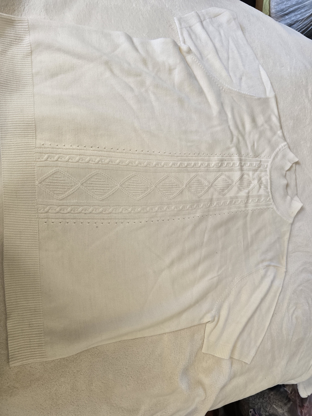 Alfred Dunner Cream Short-Sleeve Cable Detail Pullover